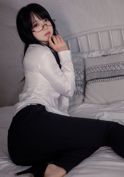 天天摸天天操天天干_BD韩语免费观看