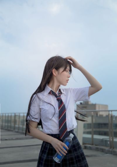 男朋友把我胸摸大了_1080P在线播放