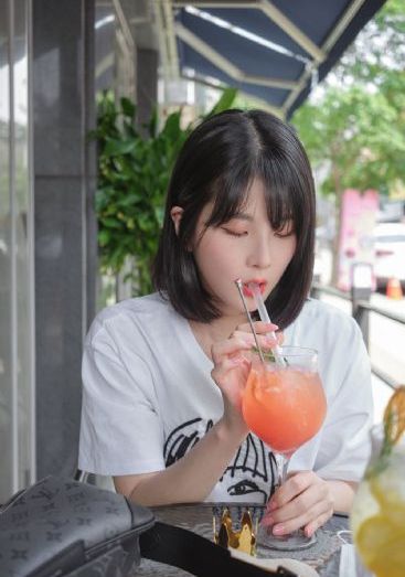 跪着被插什么感觉_国产剧HD高清在线观看