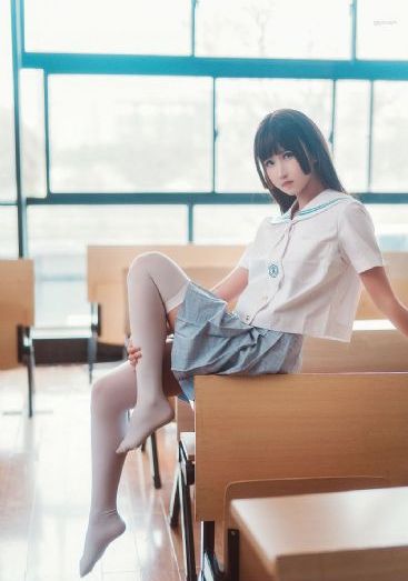 逃学威龙1免费完整版国语字幕_在线播放-手机电影免费播放