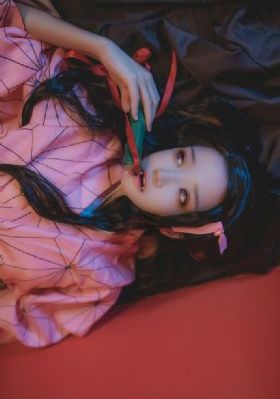 美艳少妇偷情被隔壁老王撞破威胁_国语版高清