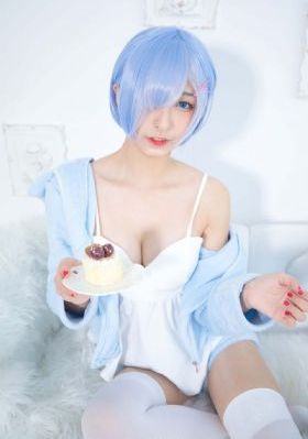 少妇一级免费_手机免费播放动漫